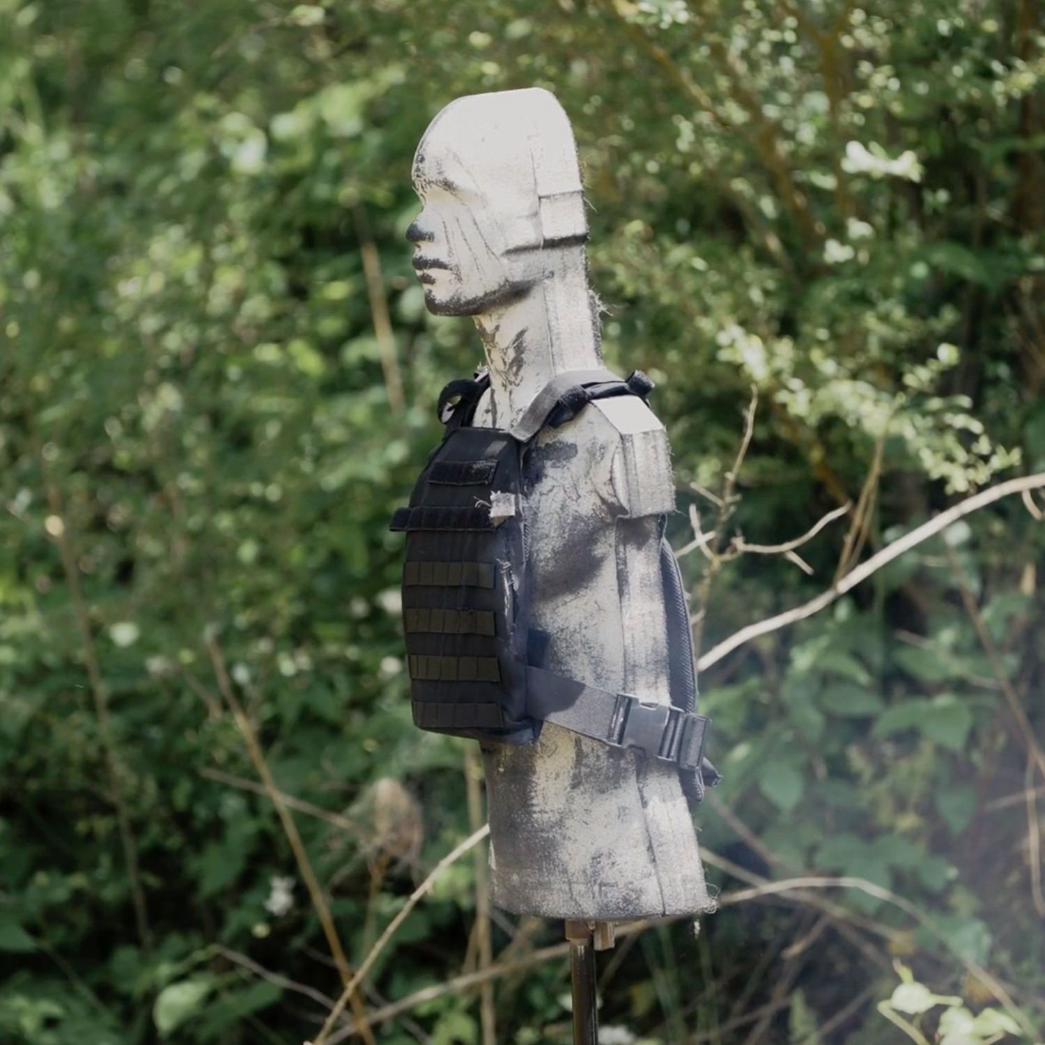 The Science of Survival: How Bulletproof Vests Actually Stop Projectiles